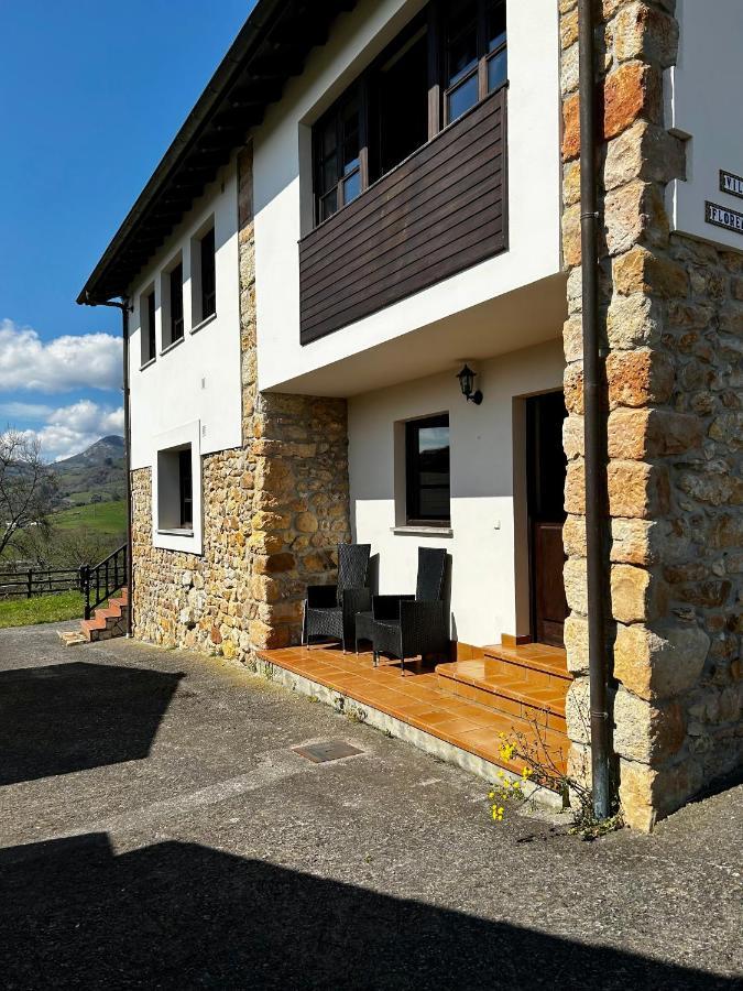 Appartamento Casa La Maestra Arriondas Esterno foto