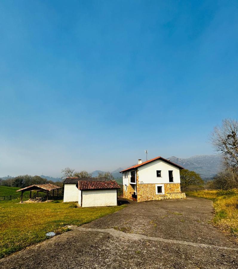 Appartamento Casa La Maestra Arriondas Esterno foto