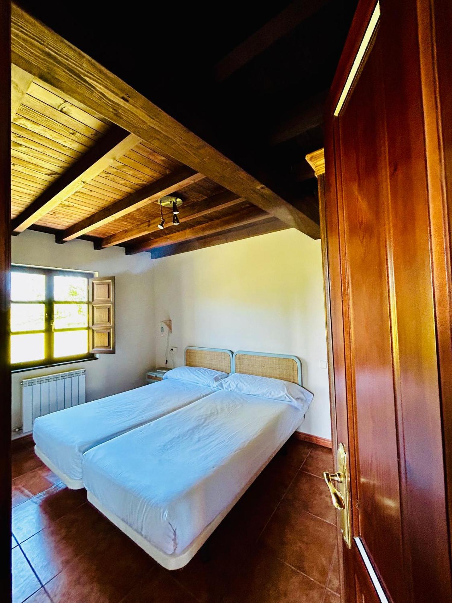 Appartamento Casa La Maestra Arriondas Esterno foto
