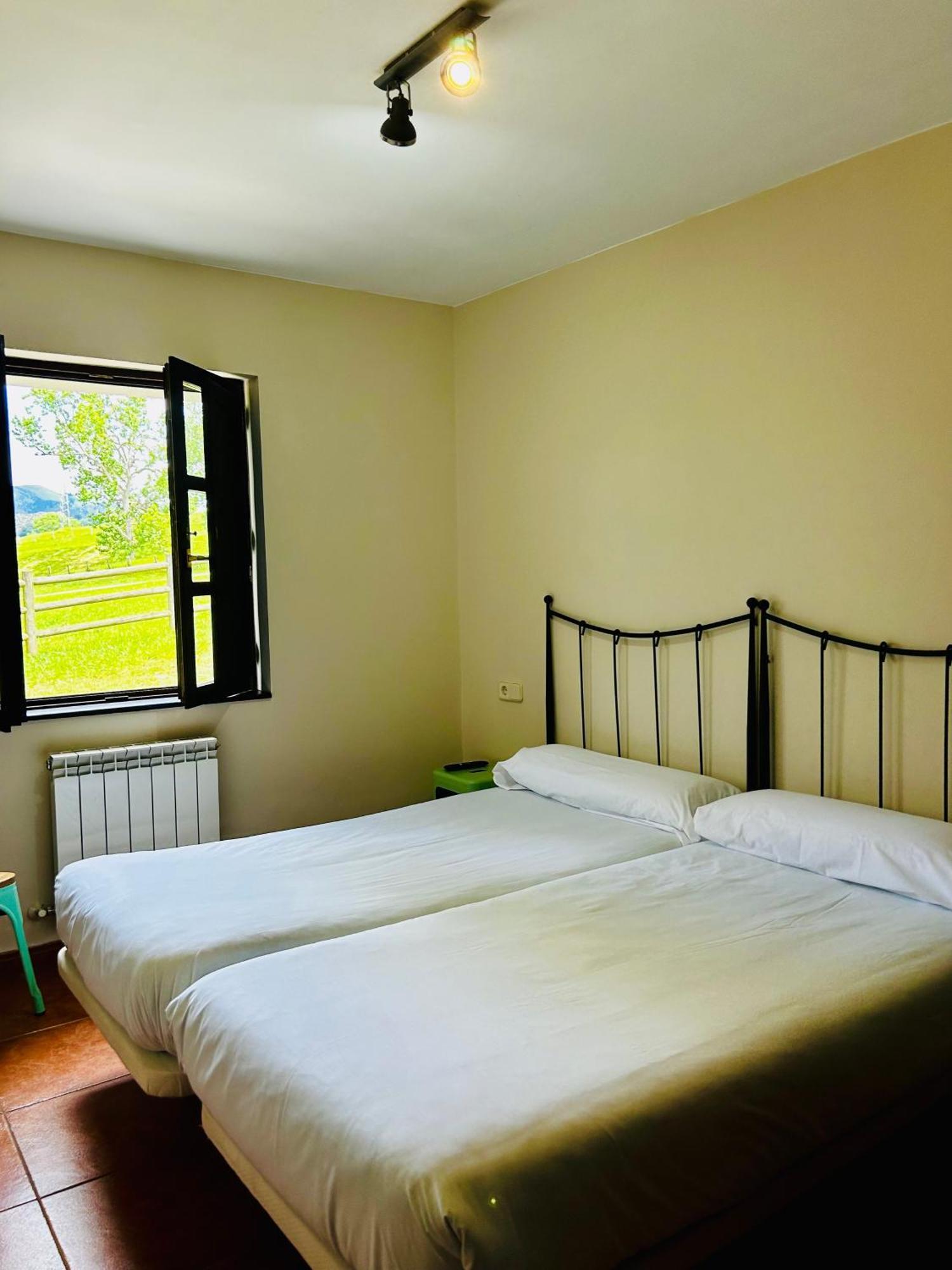 Appartamento Casa La Maestra Arriondas Esterno foto