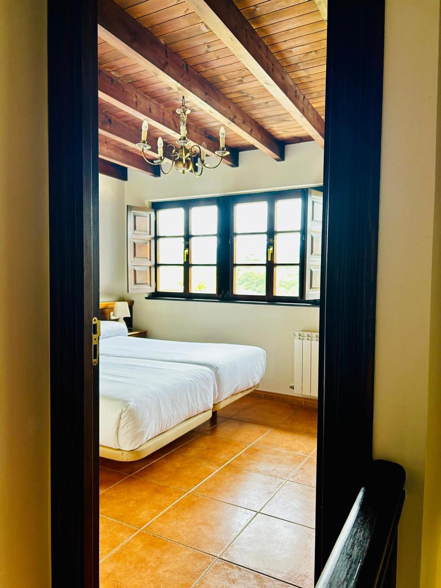 Appartamento Casa La Maestra Arriondas Esterno foto