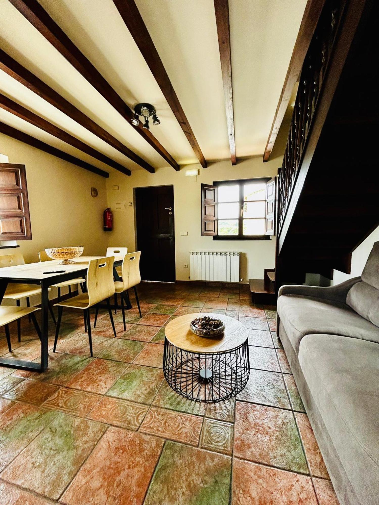 Appartamento Casa La Maestra Arriondas Esterno foto