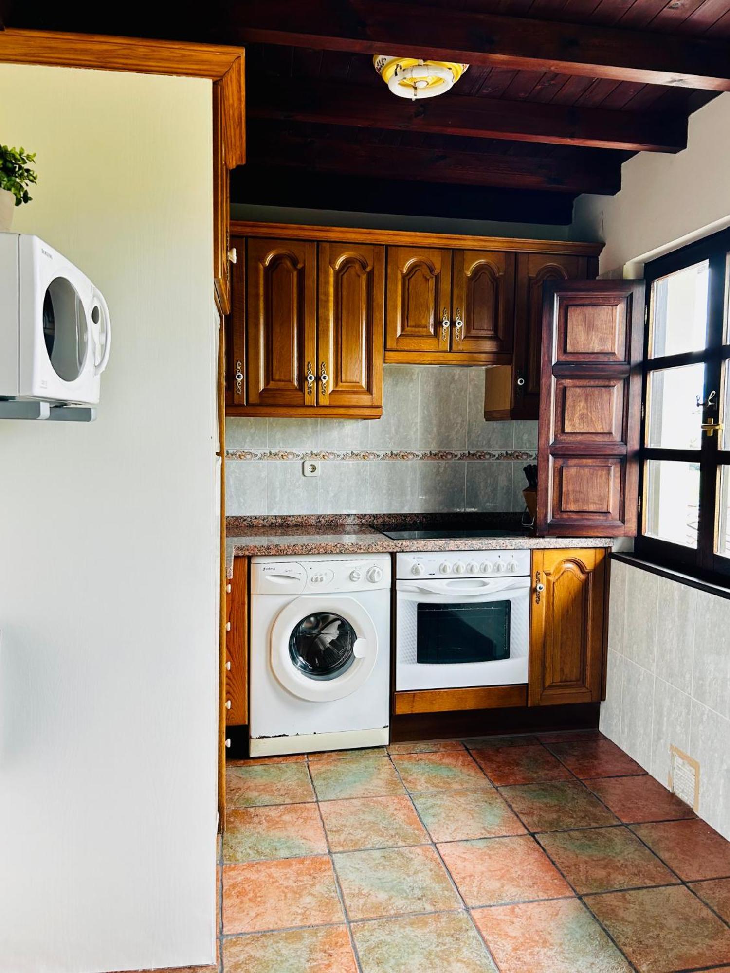 Appartamento Casa La Maestra Arriondas Esterno foto