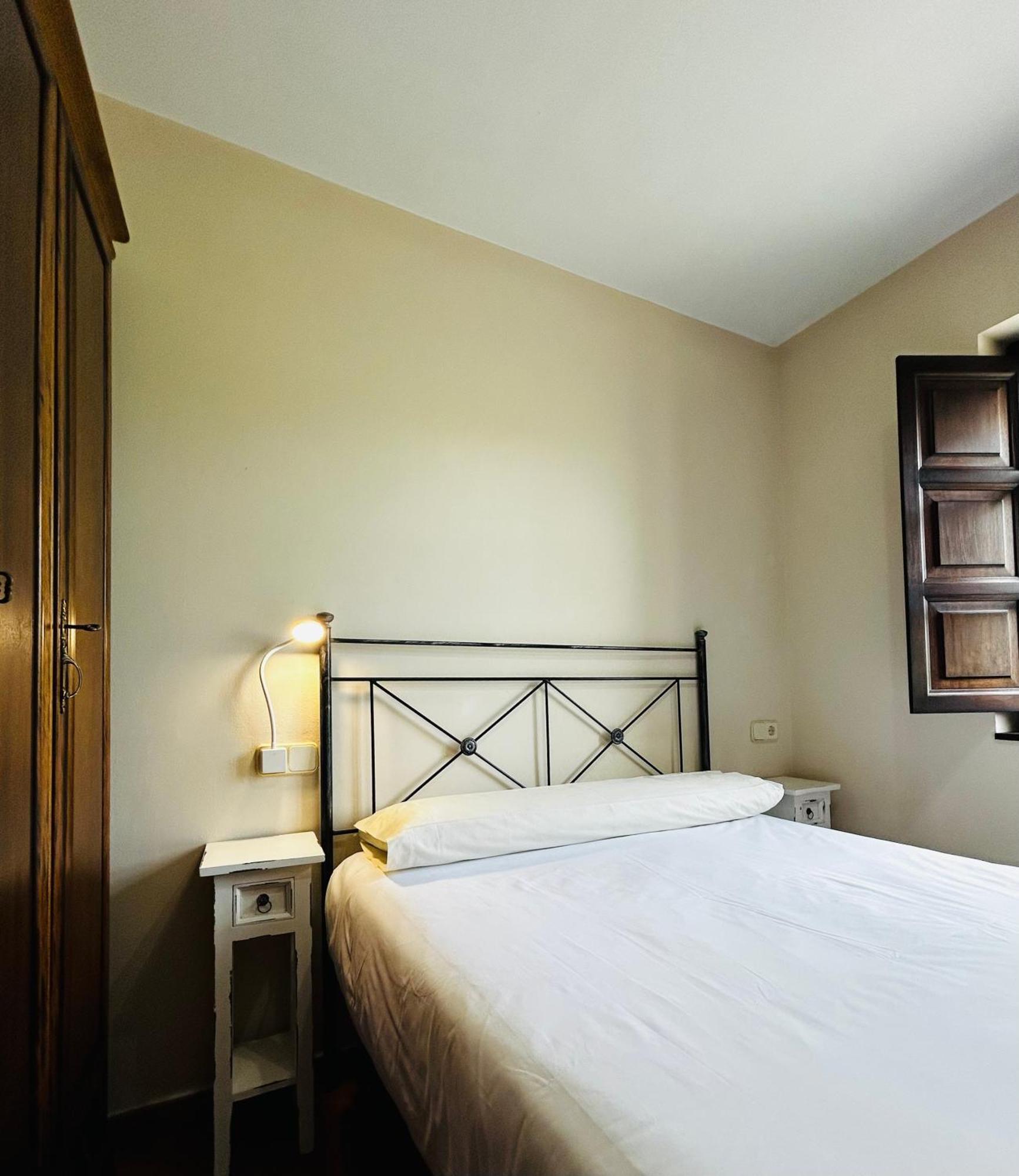 Appartamento Casa La Maestra Arriondas Esterno foto